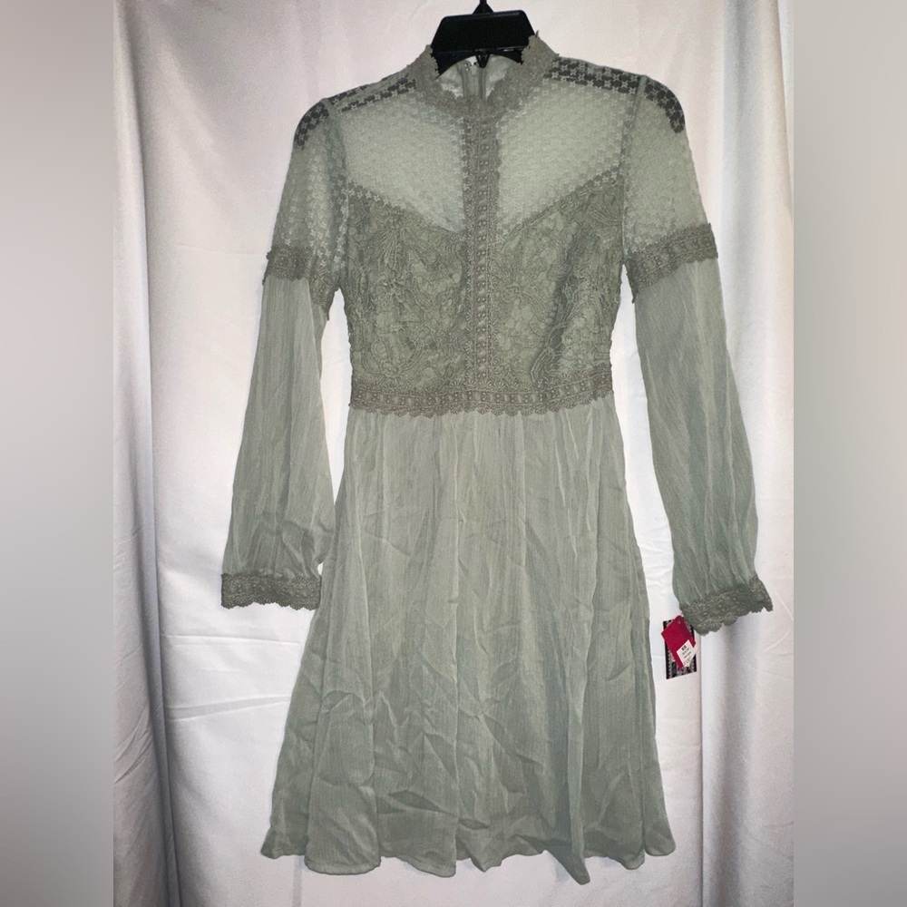 Xhilaration Lace Long Sleeve Dress in Soft Green